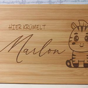 Frühstücksbrettchen "Hier krümelt"