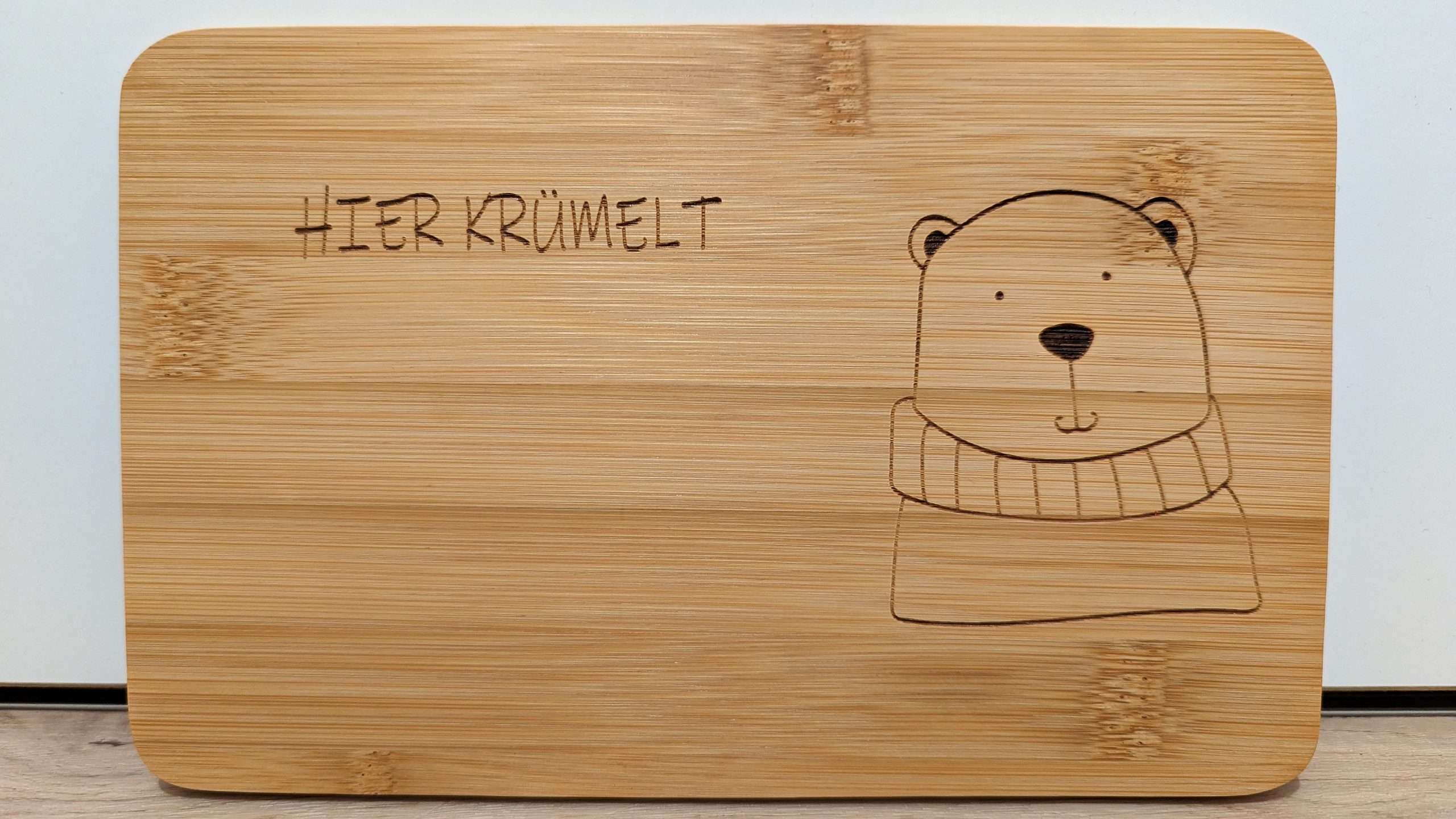 Frühstücksbrettchen "Hier krümelt" – Bild 2